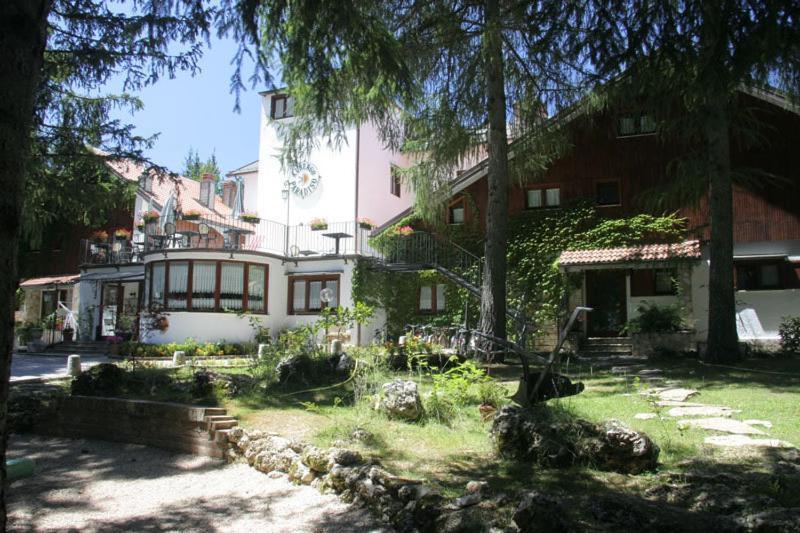 Lh Albergo Il Paradiso Pescasseroli Exteriér fotografie