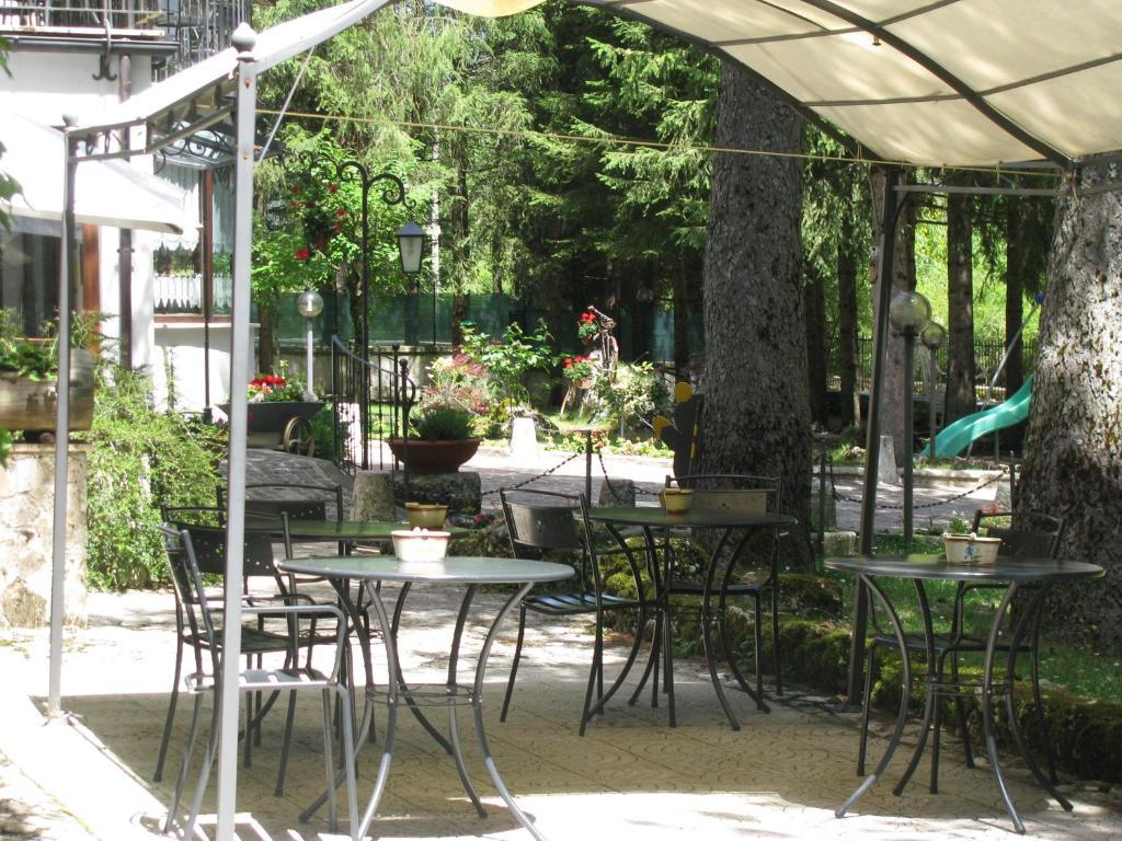 Lh Albergo Il Paradiso Pescasseroli Exteriér fotografie