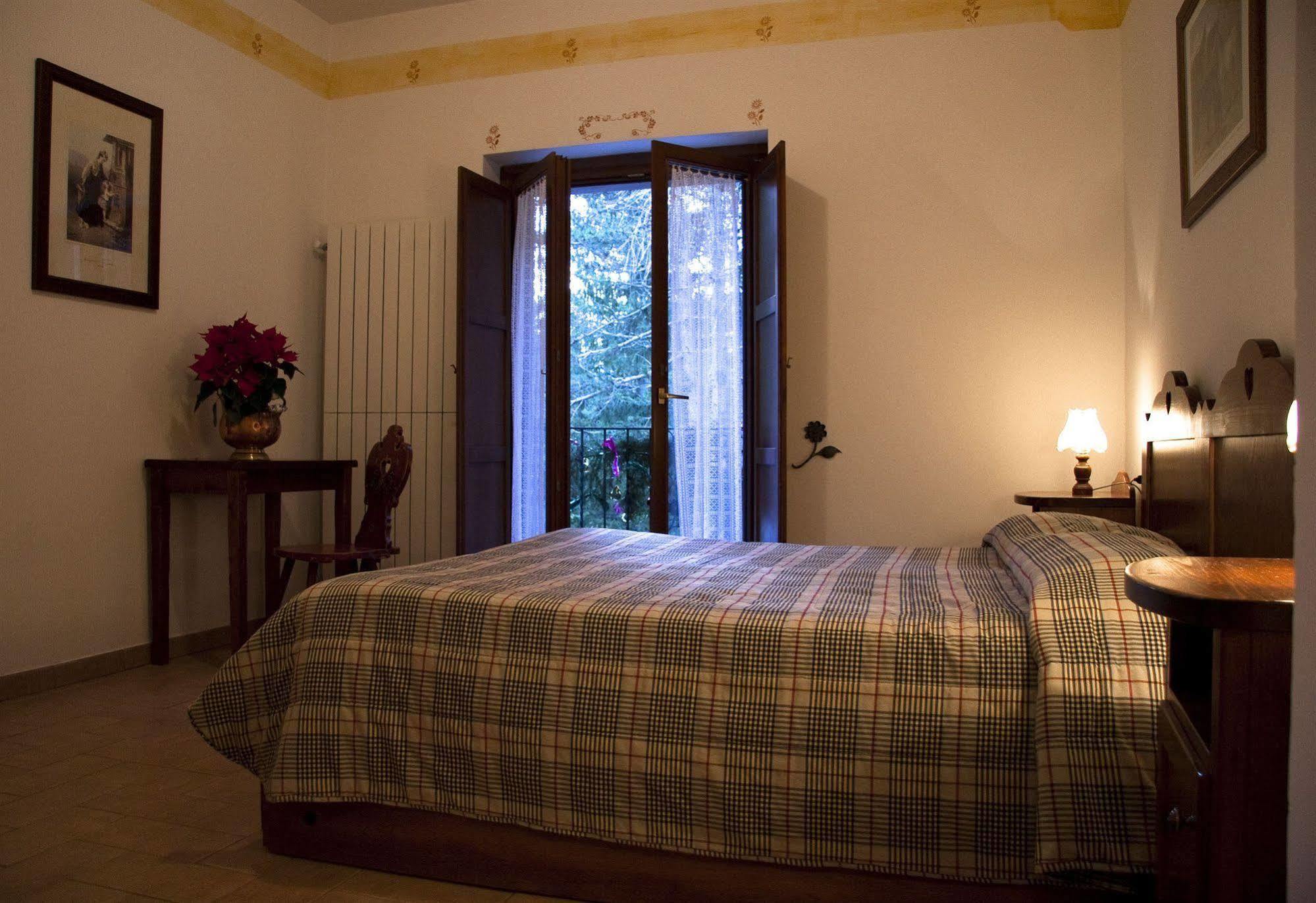 Lh Albergo Il Paradiso Pescasseroli Exteriér fotografie