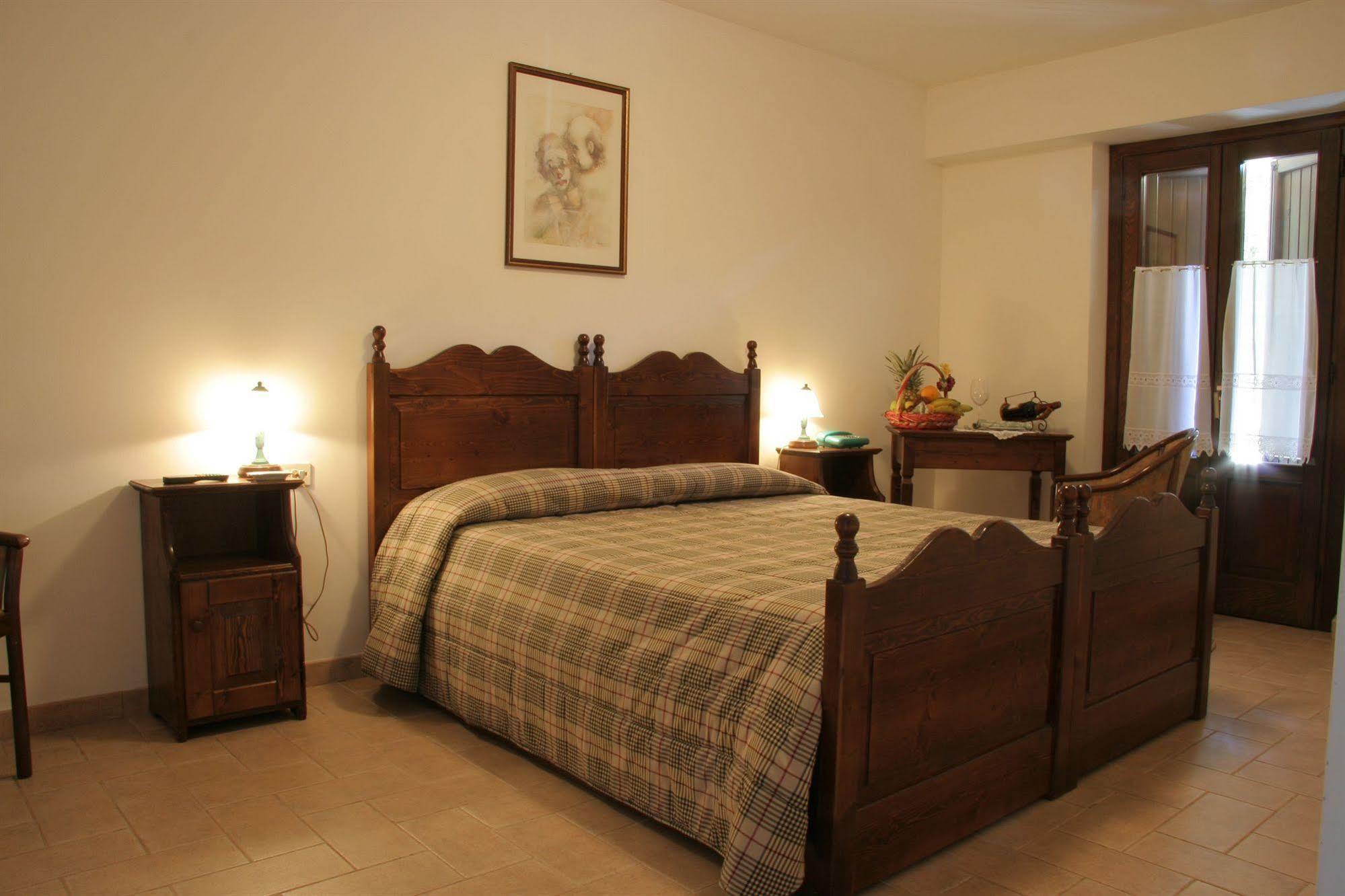 Lh Albergo Il Paradiso Pescasseroli Exteriér fotografie