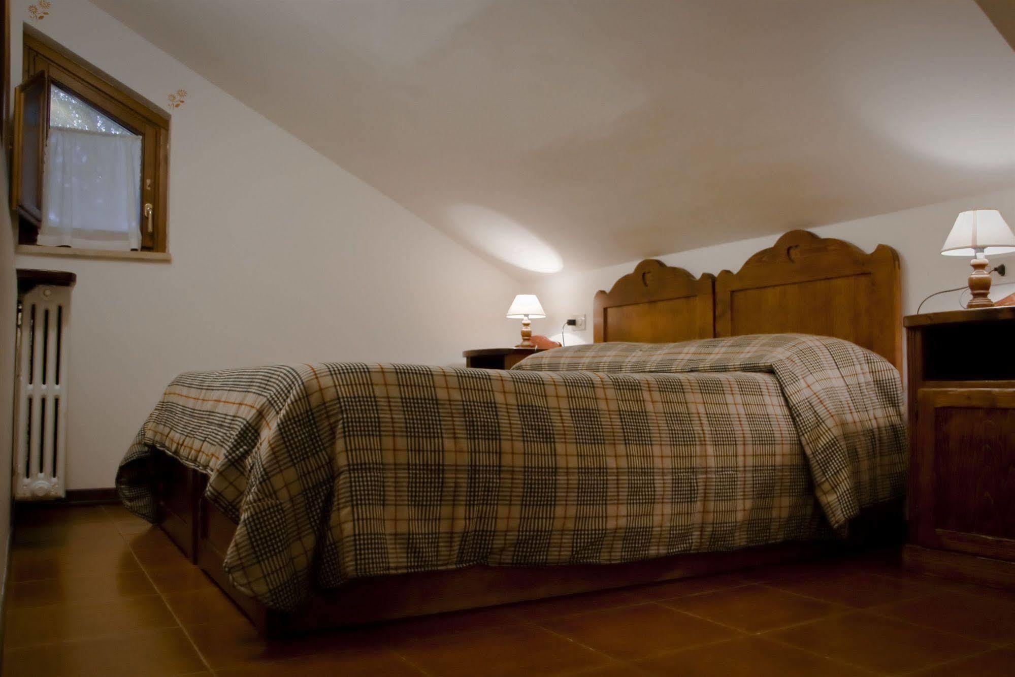 Lh Albergo Il Paradiso Pescasseroli Exteriér fotografie